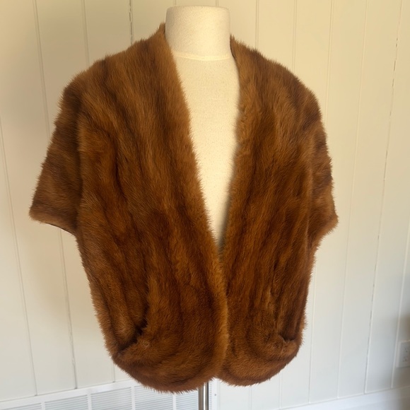 Vintage Genuine Mink Fur Stole Wrap with Pockets – Brown (One Size) - Picture 1 of 6